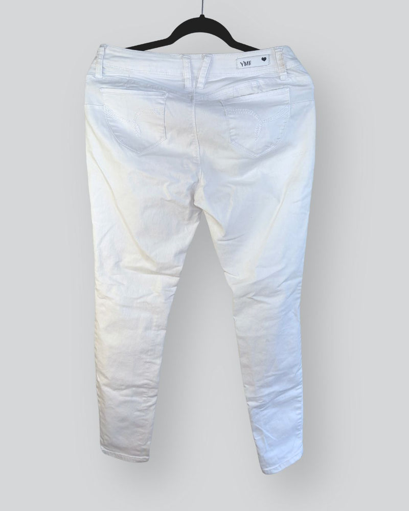 JEANS BLANCO CON ROTOS