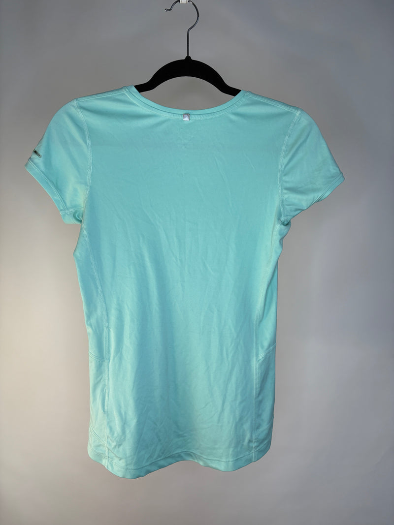 BLUSA DEPORTIVA DRI FIT MENTA