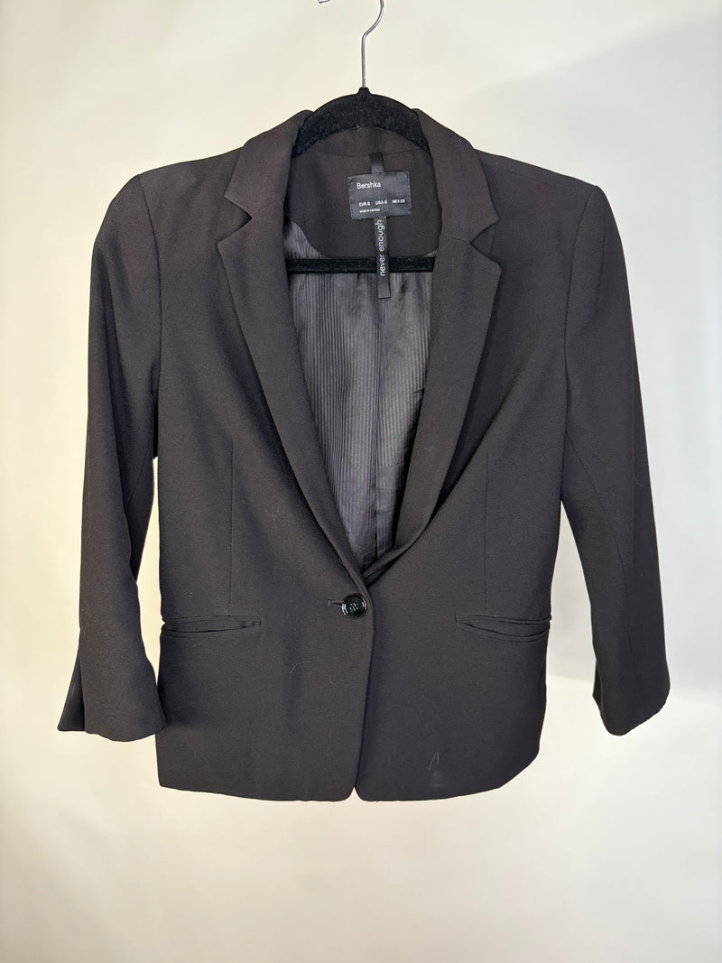 BLAZER NEGRO MANGAS 3/4